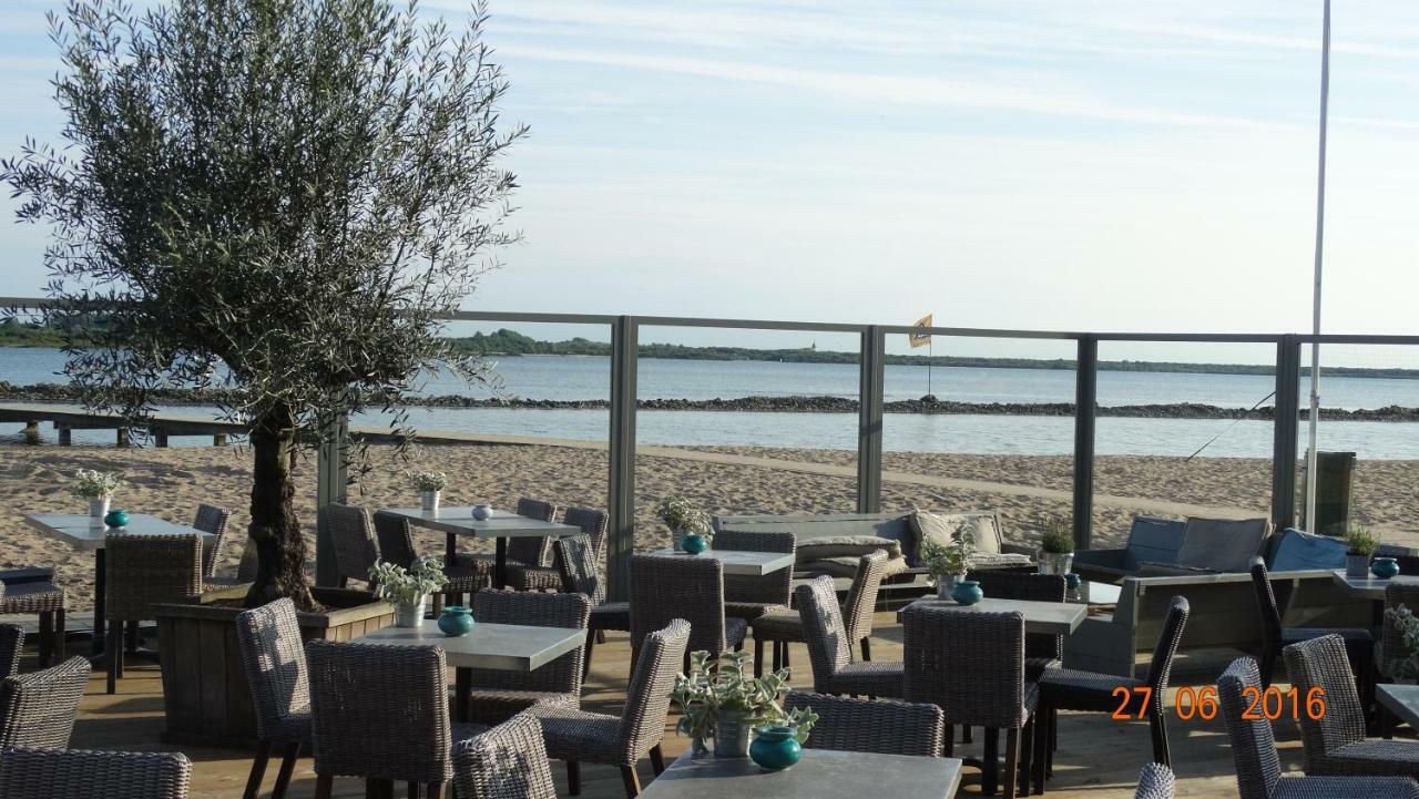 Beach Hotel Oostvoorne Ngoại thất bức ảnh
