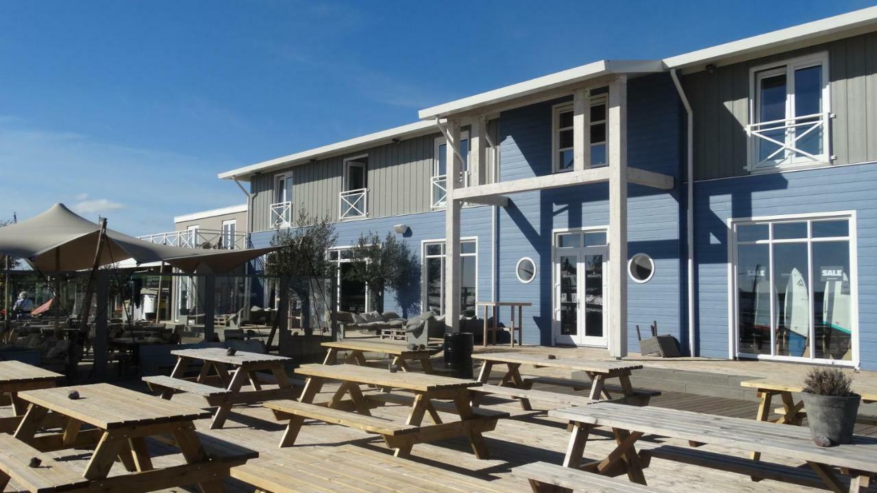 Beach Hotel Oostvoorne Ngoại thất bức ảnh
